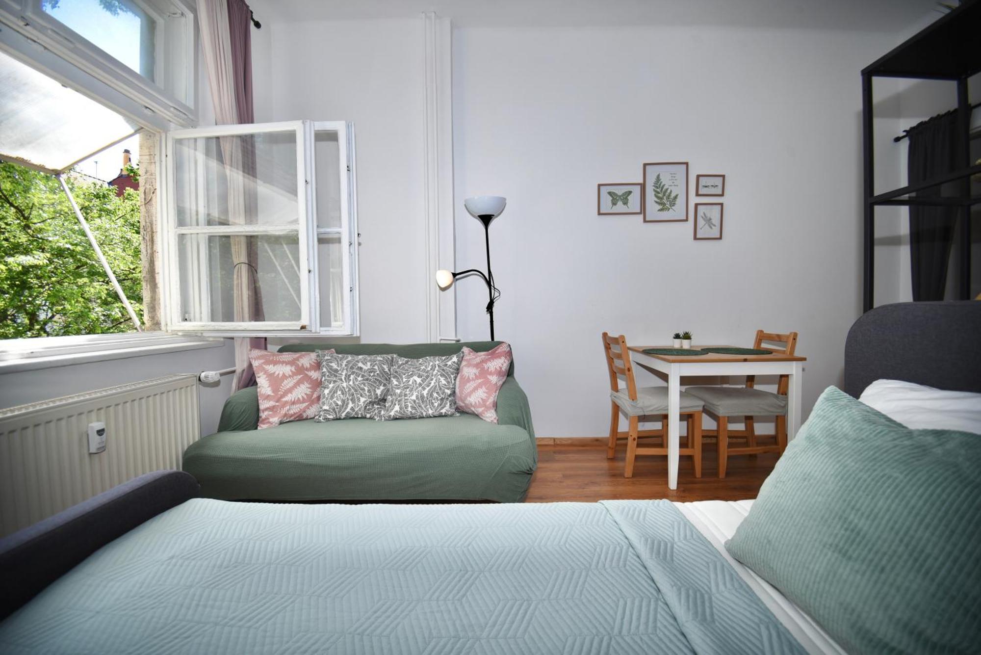 Central Urban Studio - Style Meets Comfort Bratislava Exterior photo